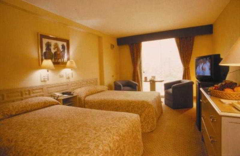 Hotel Maria Angola Ліма Екстер'єр фото