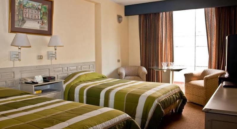 Hotel Maria Angola Ліма Екстер'єр фото